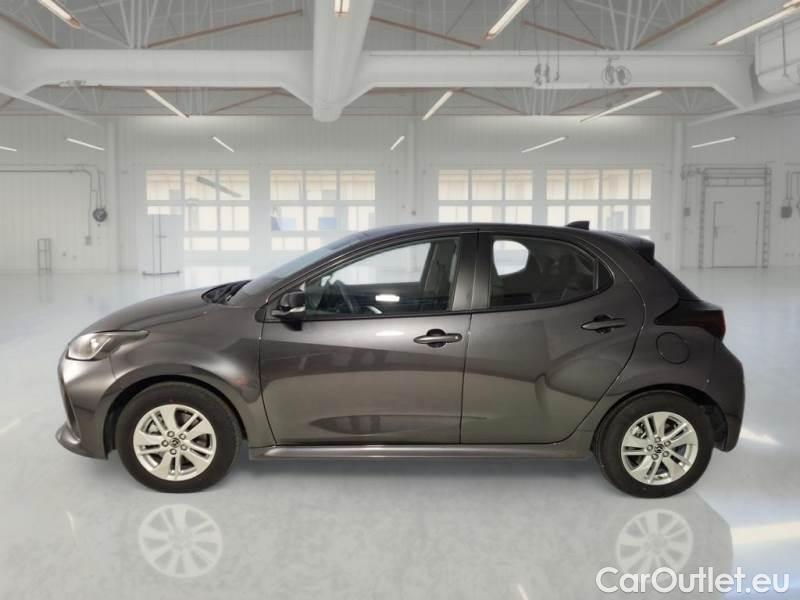 Toyota  Yaris MAZDA MAZDA2 HYBRID / 2024 / 5P / BERLINA FULL HYBRID ELECTRIC 1.5 VVT CENTRE-LINE #8