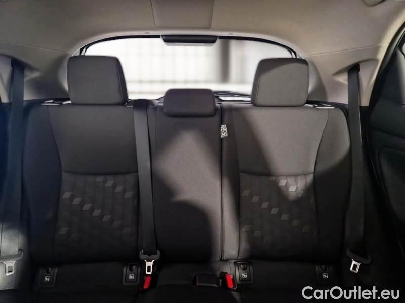 Toyota  Yaris MAZDA MAZDA2 HYBRID / 2024 / 5P / BERLINA FULL HYBRID ELECTRIC 1.5 VVT CENTRE-LINE #15