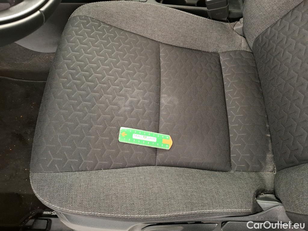Toyota  Yaris Cross TOYOTA  Hybride / 2021 / 5P / SUV 1.5 HYBRID 116H DYNAMIC BUSINESS BEY AWD #13
