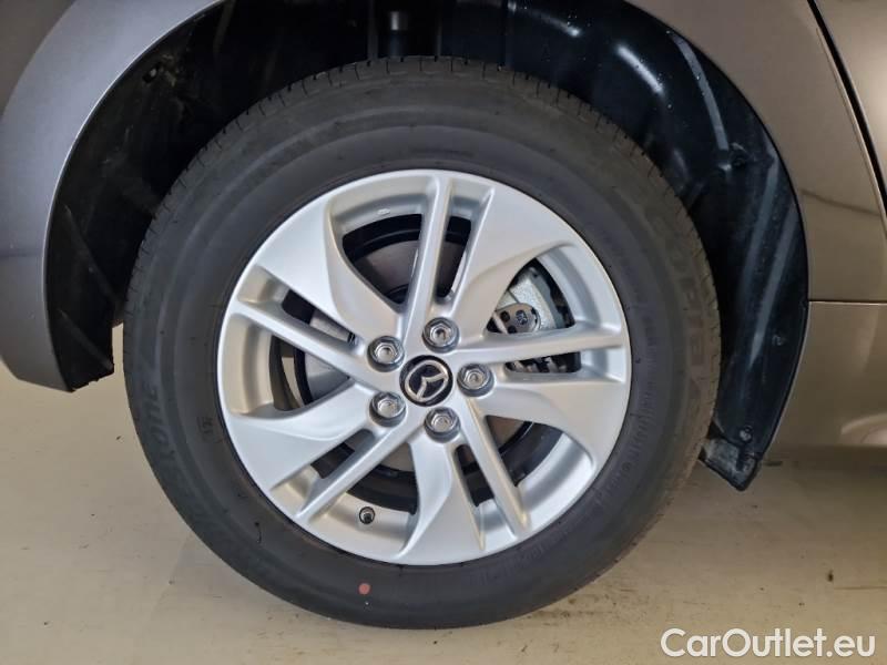 Toyota  Yaris MAZDA MAZDA2 HYBRID / 2024 / 5P / BERLINA FULL HYBRID ELECTRIC 1.5 VVT CENTRE-LINE #18