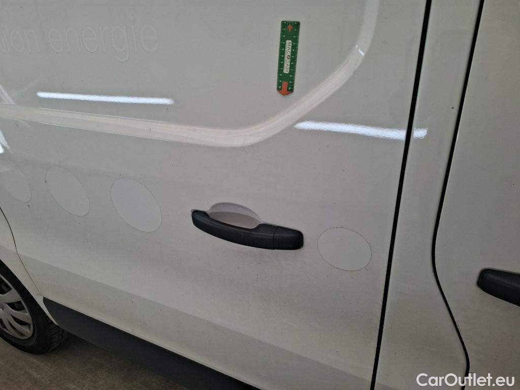 Renault  Trafic  Furgon Grand Confort L1H1 1000 1.6 dCi 120CV BVM6 E6 #48