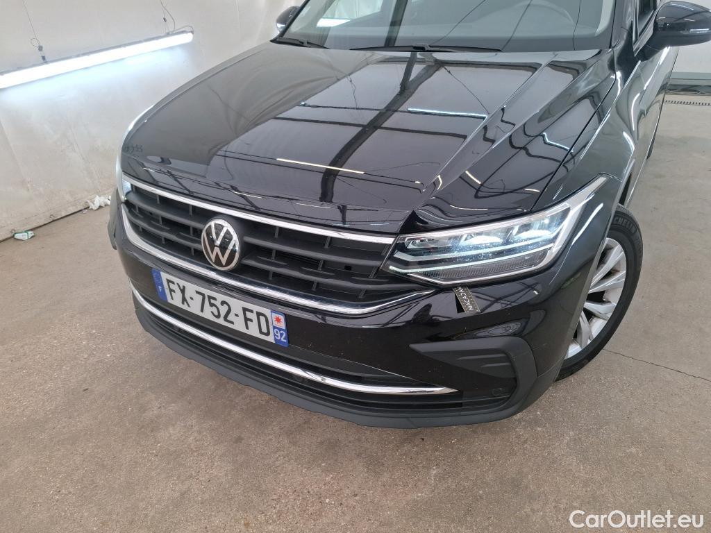  Volkswagen  Tiguan VOLKSWAGEN  / 2020 / 5P / SUV 2.0 TDI 150 DSG7 Life Business #1
