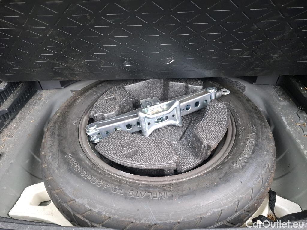 Toyota  RAV4 TOYOTA  Hybride / 2018 / 5P / SUV 2WD Dynamic Business #11