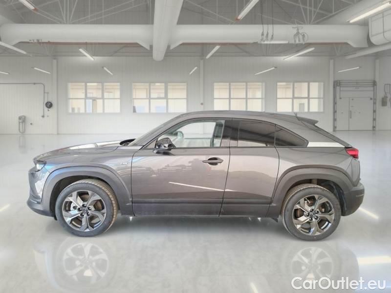 Mazda  MX-30 MAZDA  / 2022 / 5P / SUV 35,5KWH 143CV ADVANTAGE #8