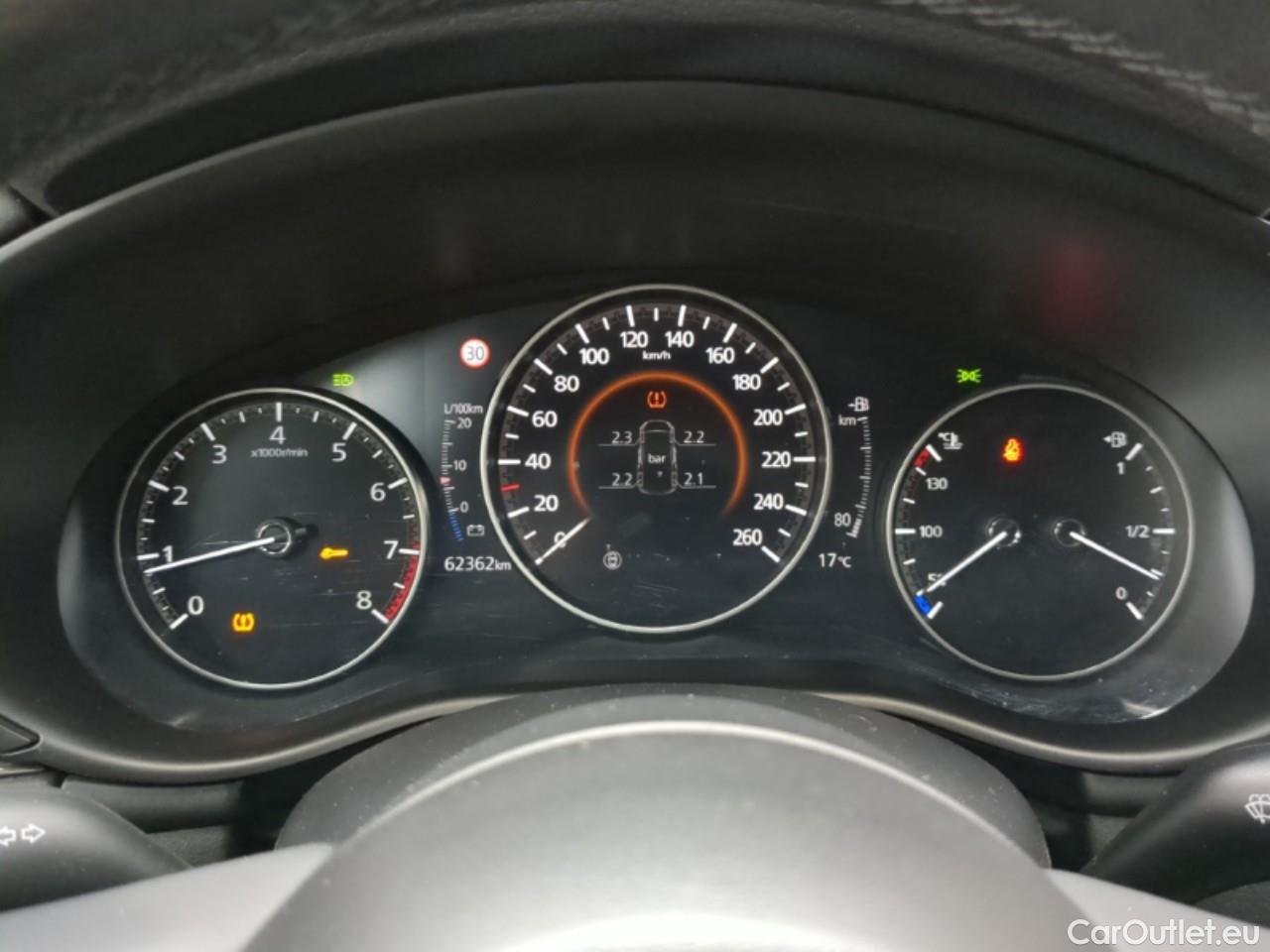 Mazda  3 MAZDA Mazda / 2019 / 5P / Berline Skyactiv-X M-Hybrid 180 Sportline #6
