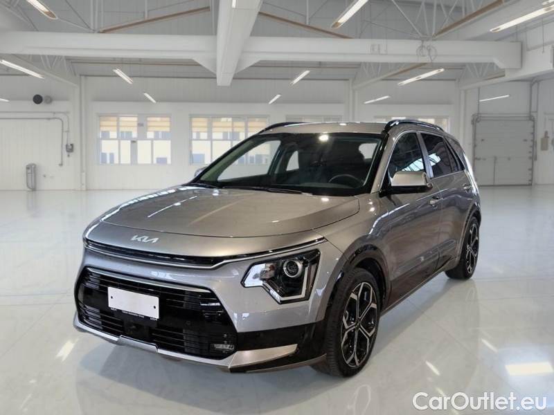 KIA  Niro KIA  / 2022 / 5P / BERLINA 1.6 HEV GDI STYLE DCT #1