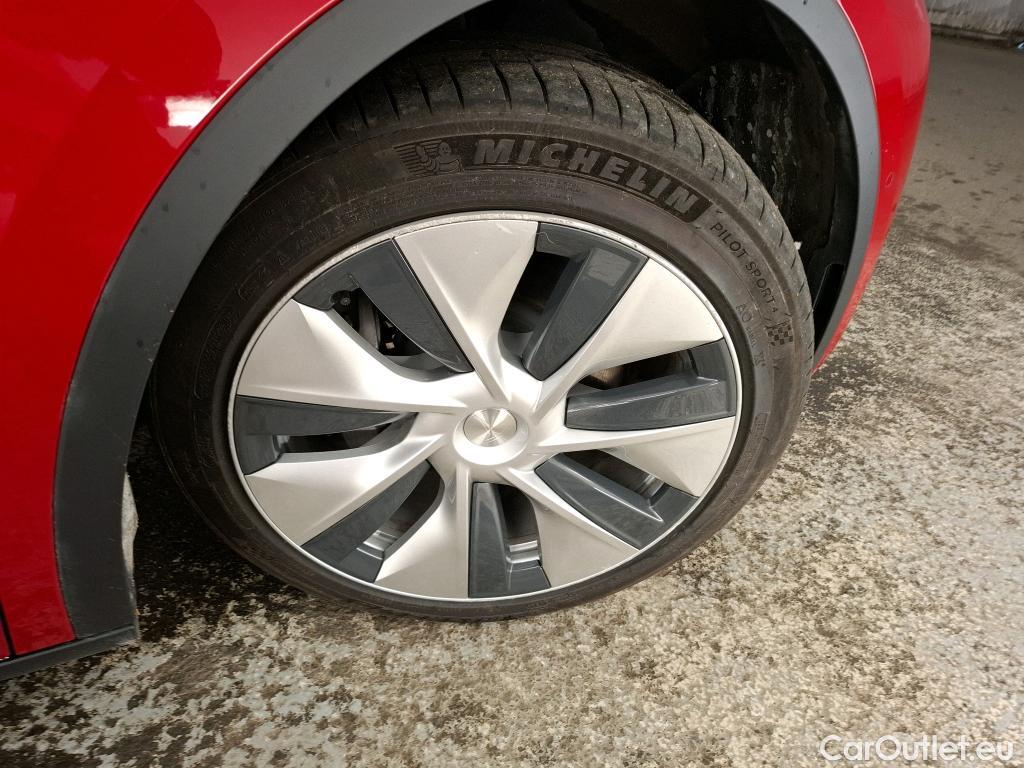 Tesla  Model Y TESLA  / 2020 / 5P / SUV Grand Autonomie Dual Motor AWD #9