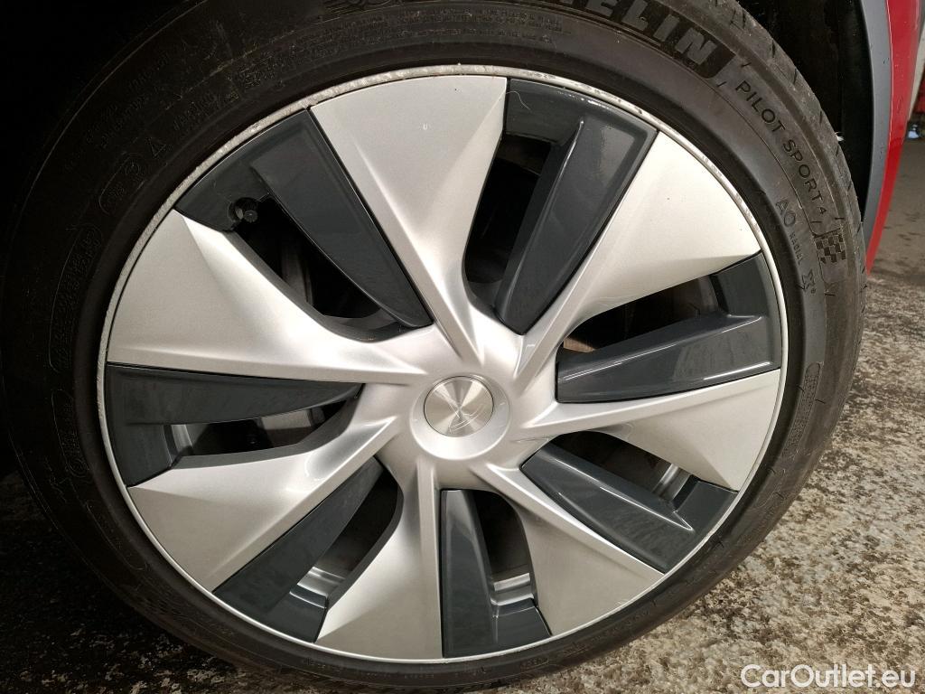 Tesla  Model Y TESLA  / 2020 / 5P / SUV Grand Autonomie Dual Motor AWD #10