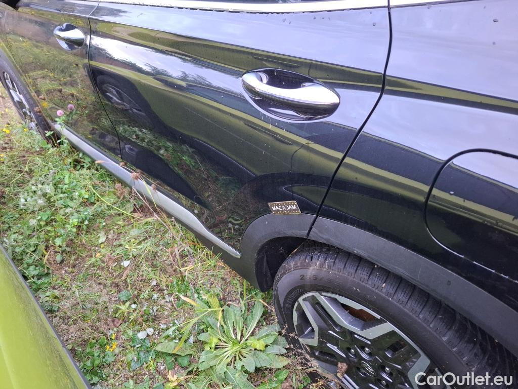 Hyundai  Santa Fe  Executive Plug-In Hybrid 4WD 1.6 T-GDI 265CV BVA6 7 Sieges E6d #39