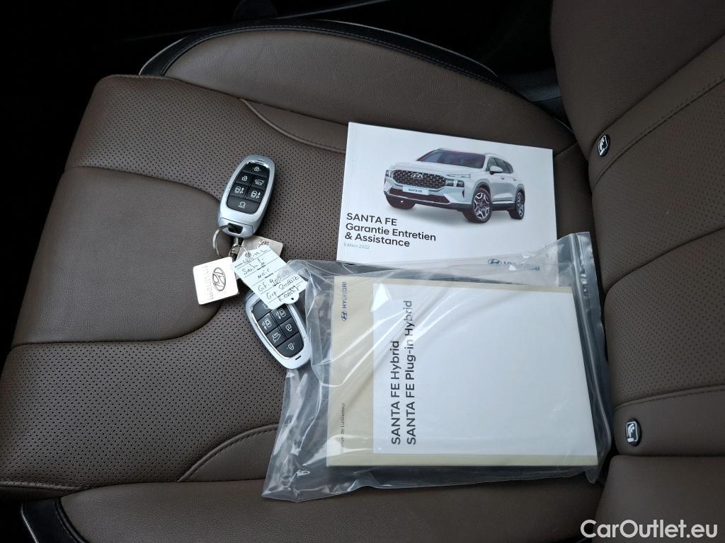 Hyundai  Santa Fe  Executive Plug-In Hybrid 4WD 1.6 T-GDI 265CV BVA6 7 Sieges E6d #12
