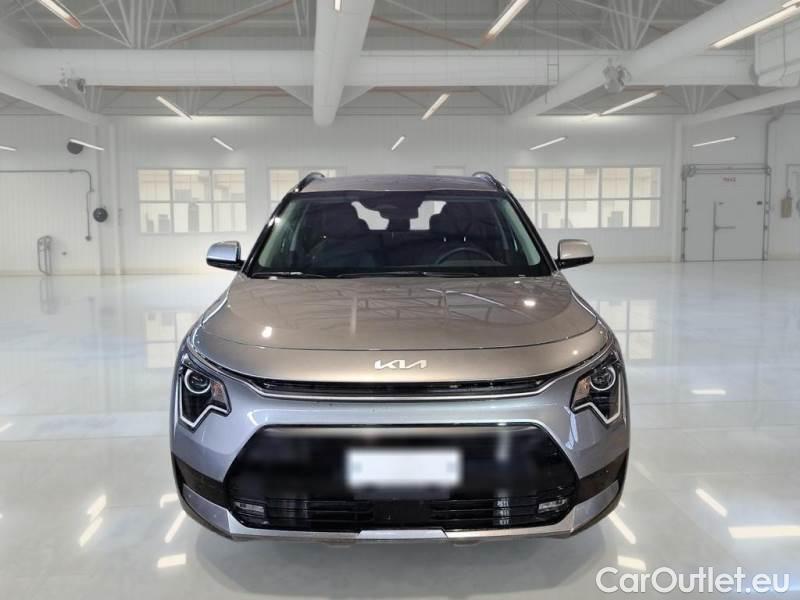 KIA  Niro KIA  / 2022 / 5P / BERLINA 1.6 HEV GDI STYLE DCT #6