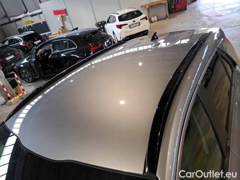 KIA  Niro KIA  / 2022 / 5P / BERLINA 1.6 HEV GDI STYLE DCT #9