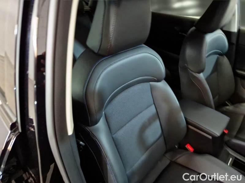 MG  4 MG MG / 2022 / 5P / BERLINA LUXURY 6 KWH #13