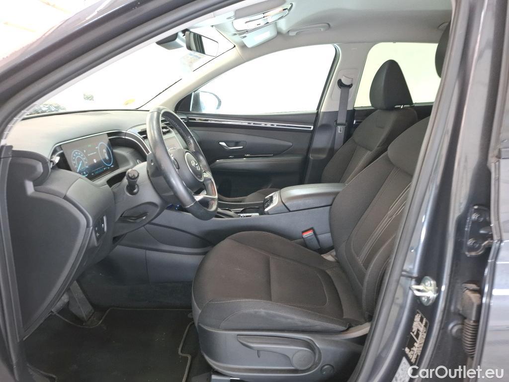Hyundai  Tucson HYUNDAI  / 2020 / 5P / SUV 1.6 CRDI 136 DCT-7 HYBRID 48V CREATIVE #8