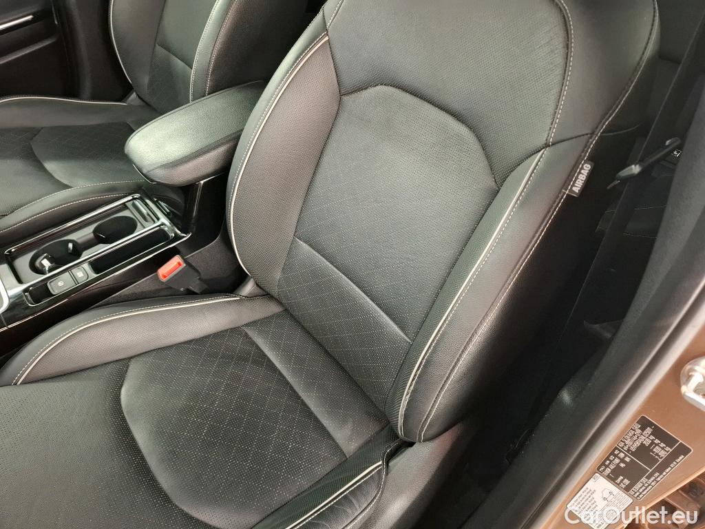 KIA  Cee'd KIA ceed SW / 2021 / 5P / Break 1.6 GDI ISG PHEV PREMIUM SW DCT6 #18