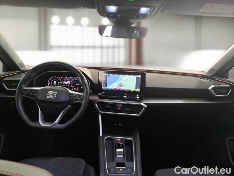 Seat  Leon SEAT  SPORTSTOURER / 2020 / 5P / STATION WAGON 1.4 E-HYBRID 150KW FR DSG #3