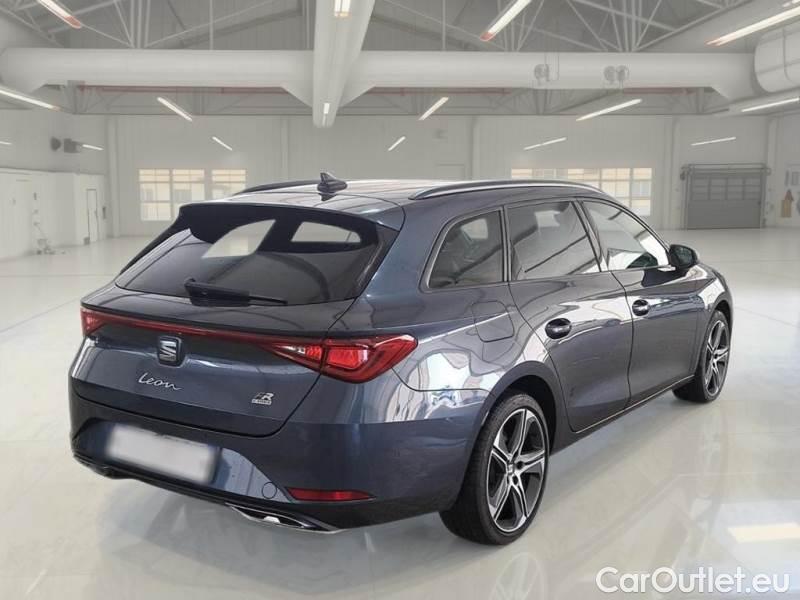 Seat  Leon SEAT  SPORTSTOURER / 2020 / 5P / STATION WAGON 1.4 E-HYBRID 150KW FR DSG #2