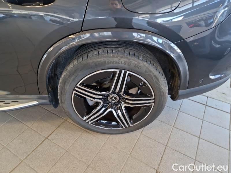Mercedes  GLC MERCEDES-BENZ  / 2022 / 5P / SUV  300E 4M PLUG-IN HYB. AMG PREMIUM #33