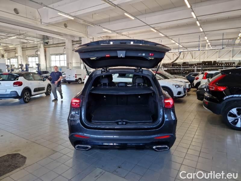 Mercedes  GLC MERCEDES-BENZ  / 2022 / 5P / SUV  300E 4M PLUG-IN HYB. AMG PREMIUM #5