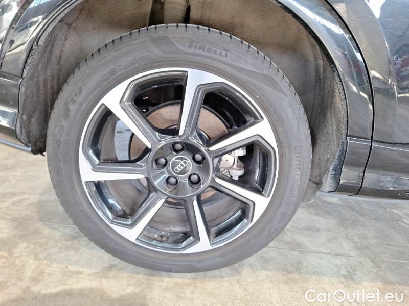 Audi  Q3 AUDI  / 2018 / 5P / SUV 45 TFSI E S TRONIC S LINE EDITION #63