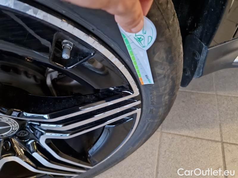 Mercedes  GLC MERCEDES-BENZ  / 2022 / 5P / SUV  300E 4M PLUG-IN HYB. AMG PREMIUM #32