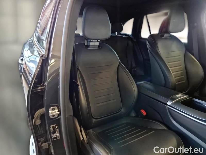 Mercedes  GLC MERCEDES-BENZ  / 2022 / 5P / SUV  300E 4M PLUG-IN HYB. AMG PREMIUM #13