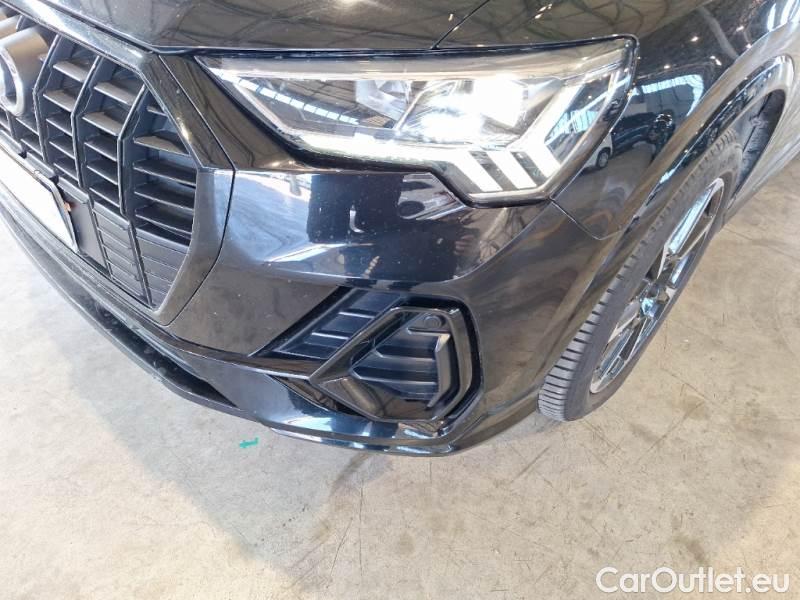 Audi  Q3 AUDI  / 2018 / 5P / SUV 45 TFSI E S TRONIC S LINE EDITION #28