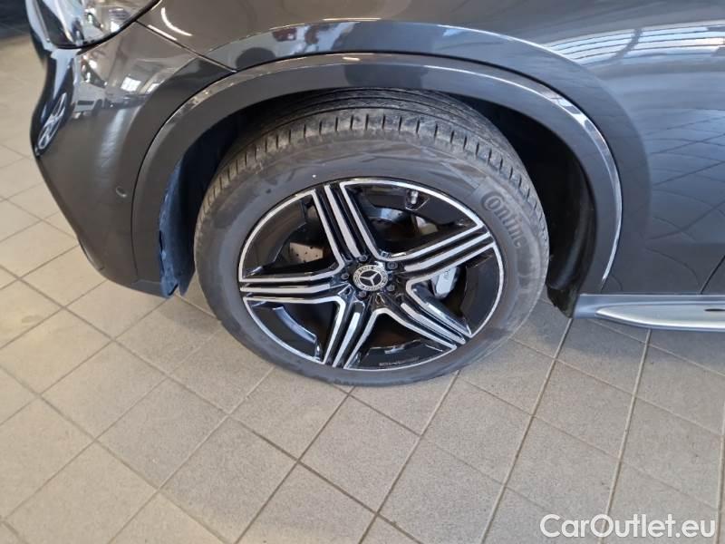 Mercedes  GLC MERCEDES-BENZ  / 2022 / 5P / SUV  300E 4M PLUG-IN HYB. AMG PREMIUM #35