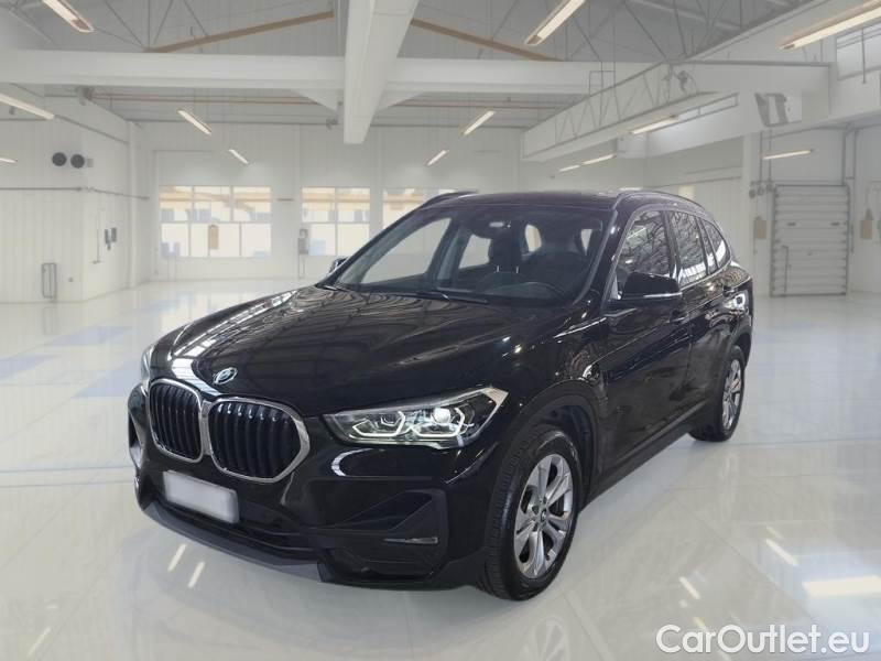 Bmw  X1 BMW  / 2019 / 5P / SUV XDRIVE 25E BUSINESS ADVANTAGE AUTOMATICO #1