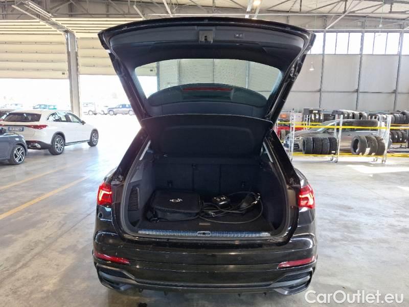 Audi  Q3 AUDI  / 2018 / 5P / SUV 45 TFSI E S TRONIC S LINE EDITION #5