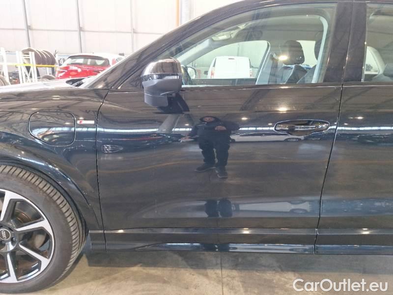Audi  Q3 AUDI  / 2018 / 5P / SUV 45 TFSI E S TRONIC S LINE EDITION #50