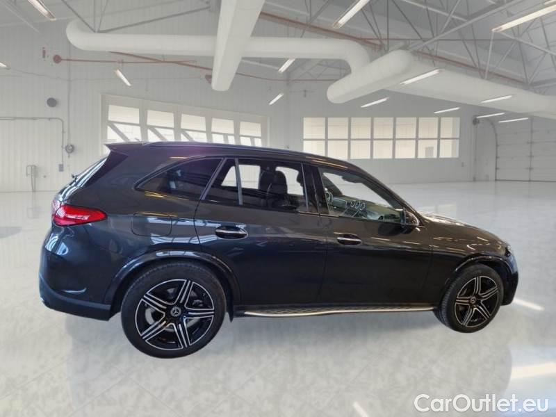 Mercedes  GLC MERCEDES-BENZ  / 2022 / 5P / SUV  300E 4M PLUG-IN HYB. AMG PREMIUM #7