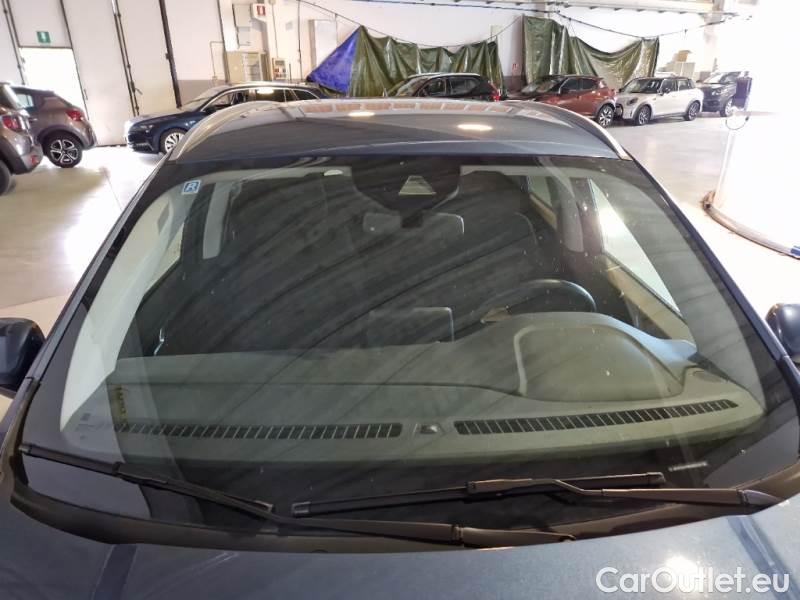 Ford  Kuga FORD  / 2019 / 5P / SUV 2.5 BENZINA PHEV 225CV 2WD TIT.BUS. AUT #51