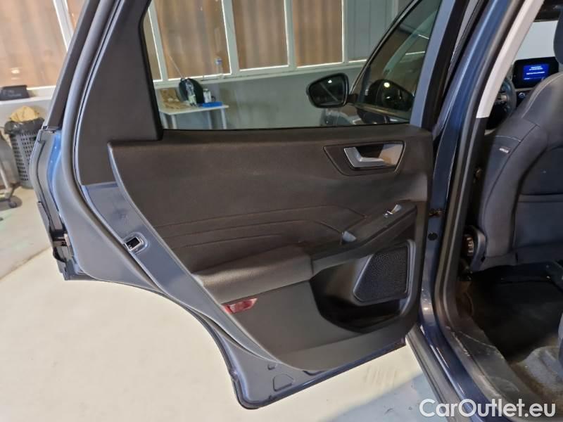 Ford  Kuga FORD  / 2019 / 5P / SUV 2.5 BENZINA PHEV 225CV 2WD TIT.BUS. AUT #67