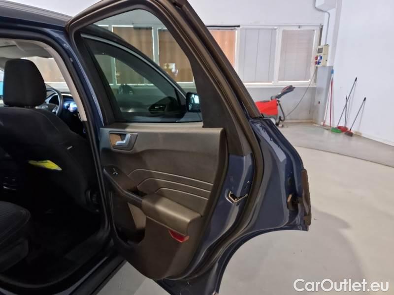 Ford  Kuga FORD  / 2019 / 5P / SUV 2.5 BENZINA PHEV 225CV 2WD TIT.BUS. AUT #65