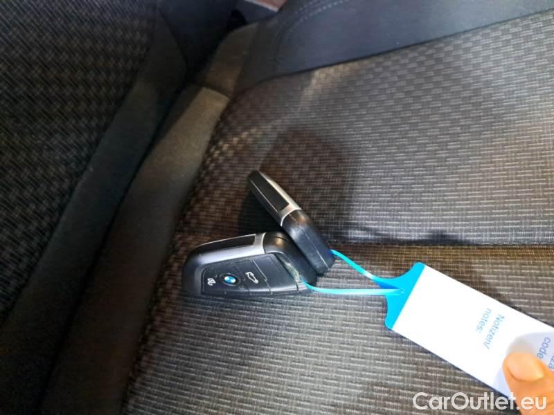 Bmw  X1 BMW  / 2019 / 5P / SUV XDRIVE 25E BUSINESS ADVANTAGE AUTOMATICO #115