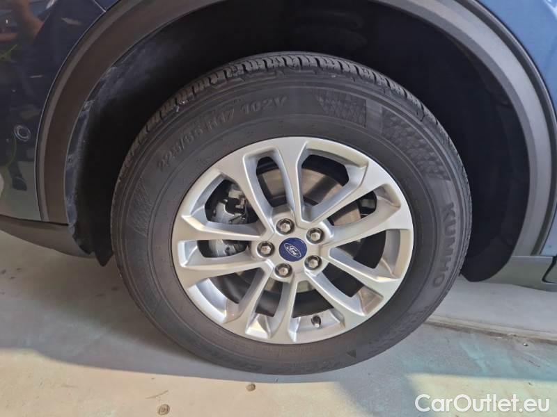 Ford  Kuga FORD  / 2019 / 5P / SUV 2.5 BENZINA PHEV 225CV 2WD TIT.BUS. AUT #88