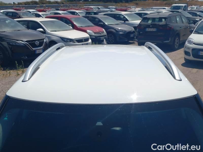Mini  Countryman MINI  / 2020 / 5P / BERLINA COOPER S E ALL4 BUSINESS AUTOM. #9