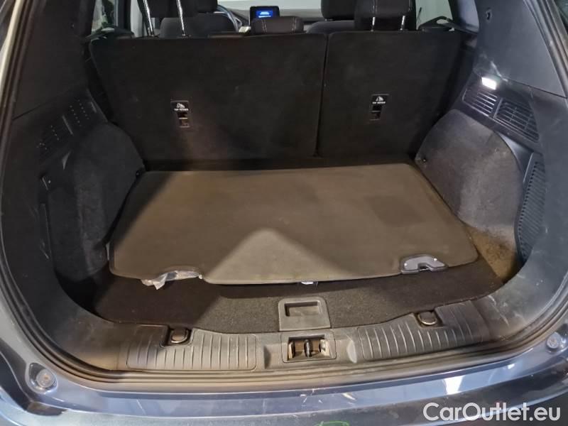 Ford  Kuga FORD  / 2019 / 5P / SUV 2.5 BENZINA PHEV 225CV 2WD TIT.BUS. AUT #69