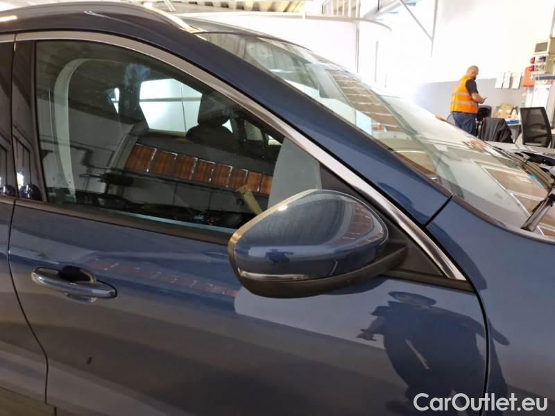Ford  Kuga FORD  / 2019 / 5P / SUV 2.5 BENZINA PHEV 225CV 2WD TIT.BUS. AUT #49