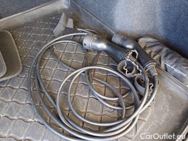 Volvo  XC 40 VOLVO XC40 / 2021 / 5P / SUV T5 RECHARGE PLUG-IN AUTO CORE #117