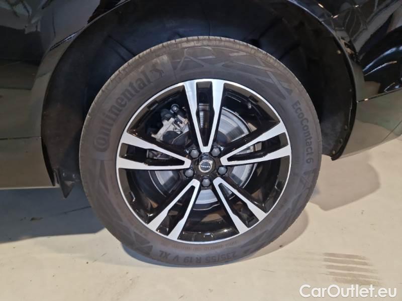 Volvo  XC60 VOLVO  / 2017 / 5P / SUV T6 PLUG-IN AWD AUTO RECHARGE INS. EXP #19