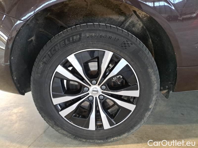 Volvo  XC60 VOLVO  / 2017 / 5P / SUV T6 PLUG-IN AWD AUTO RECHARGE INS. EXP #18