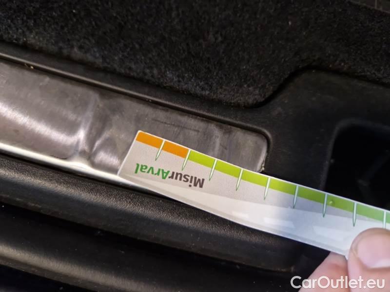 Volvo  XC60 VOLVO  / 2017 / 5P / SUV T6 PLUG-IN AWD AUTO RECHARGE INS. EXP #64