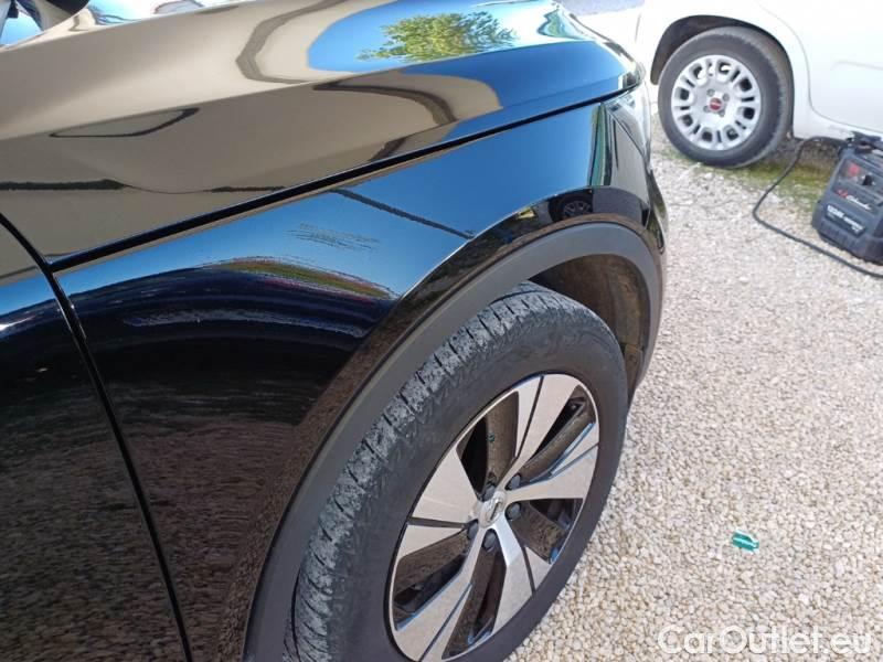 Volvo  XC 40 VOLVO XC40 / 2021 / 5P / SUV T5 RECHARGE PLUG-IN AUTO CORE #42