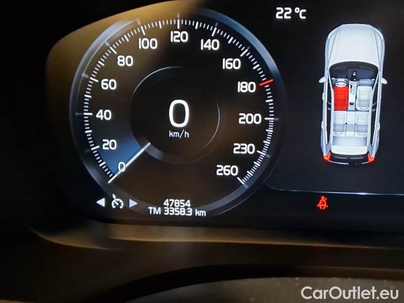 Volvo  XC60 VOLVO  / 2017 / 5P / SUV T6 PLUG-IN AWD AUTO RECHARGE INS. EXP #4