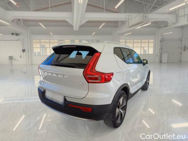Volvo  XC 40 VOLVO XC40 / 2021 / 5P / SUV T5 RECHARGE PLUG-IN AUTO PLUS BRIGHT #2