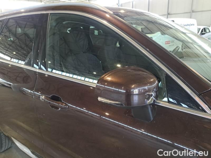Volvo  XC60 VOLVO  / 2017 / 5P / SUV T6 PLUG-IN AWD AUTO RECHARGE INS. EXP #86