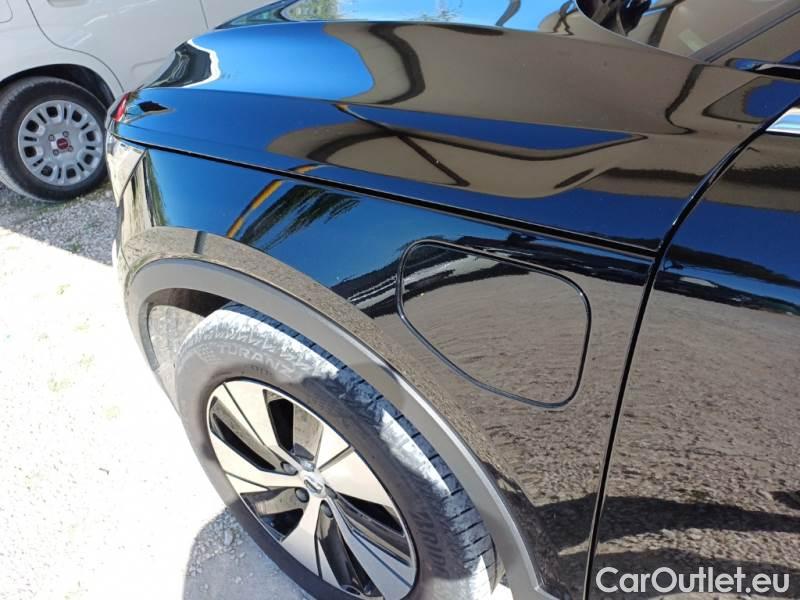 Volvo  XC 40 VOLVO XC40 / 2021 / 5P / SUV T5 RECHARGE PLUG-IN AUTO CORE #81