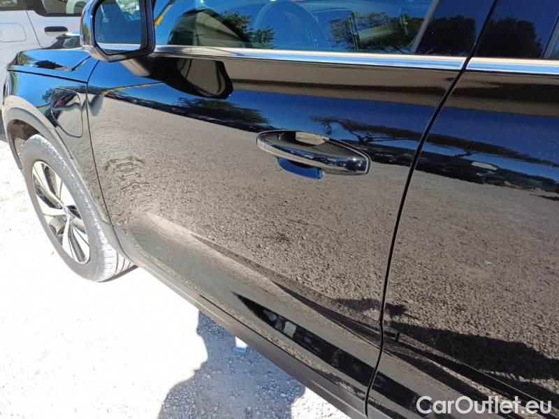 Volvo  XC 40 VOLVO XC40 / 2021 / 5P / SUV T5 RECHARGE PLUG-IN AUTO CORE #76